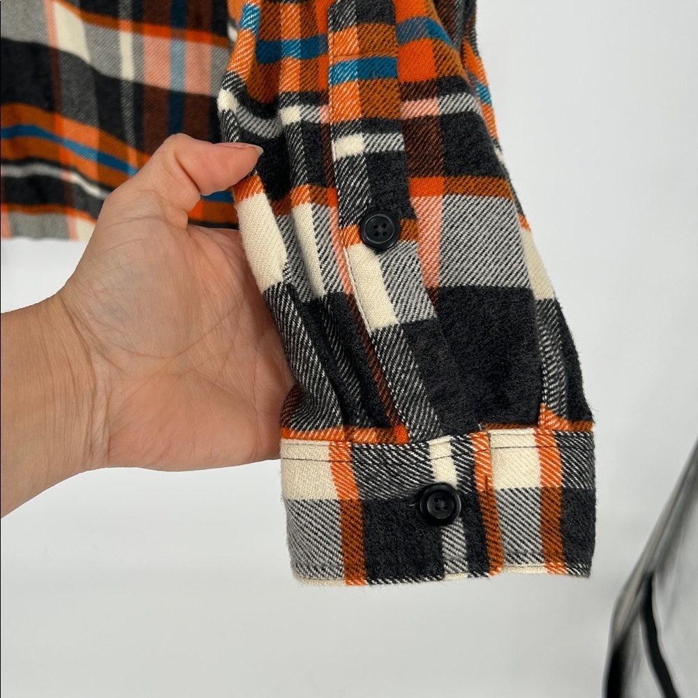 Patagonia Organic Cotton Plaid Shirt - Orange, Blue, and Gray Size Large - Picture 6 of 12